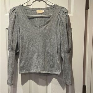 Source Unknown Heather Gray Long Sleeve Top